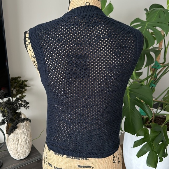 Rag & Bone knit vest. - Picture 7 of 9